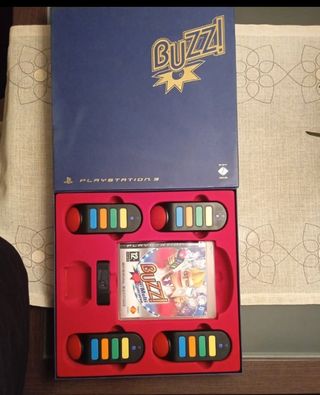 Buzz! PlayStation 3 con mandos