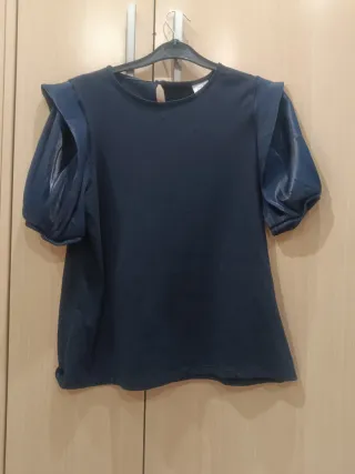 Camiseta Zara azul manga corta