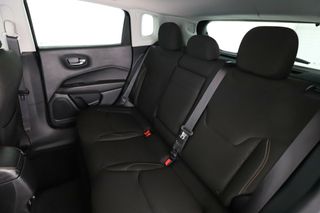 Jeep Compass 1.6 M-Jet Sport FWD