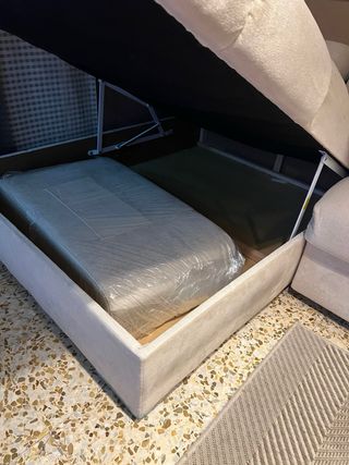 Sofá 5 plazas Conforama tela marfil