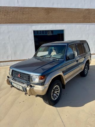 Mitsubishi Montero 1996
