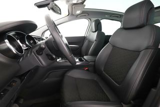 Peugeot 3008 1.6 Blue-HDi Allure