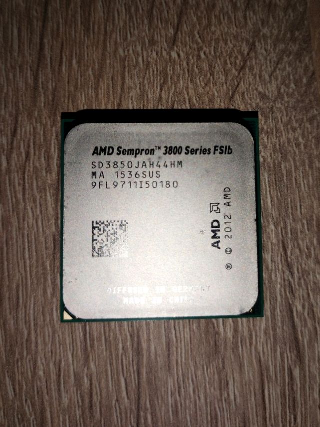 Procesador AMD Sempron 3800 + Disipador (Nuevo)
