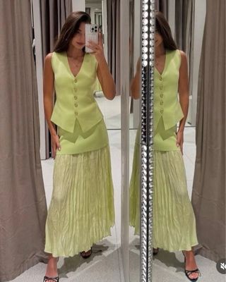 Conjunto falda y chaleco punto 