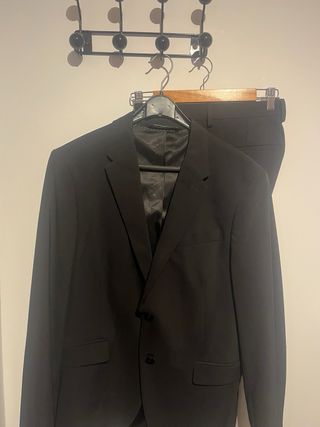 Traje Zara Negro Talla 42 Chaqueta y Pantalón