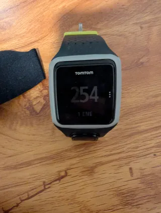 TomTom Runner 8RS00 GPS Watch