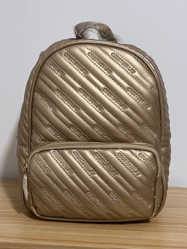 Mochila Cristian Lay Dorada