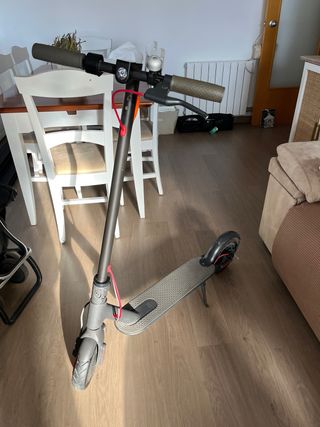 Patinete Eléctrico Xiaomi Mi M365