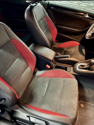 Volkswagen Golf Cabrio 2012