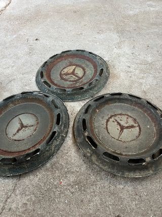 Tapacubos Mercedes (Set de 3) + (1)