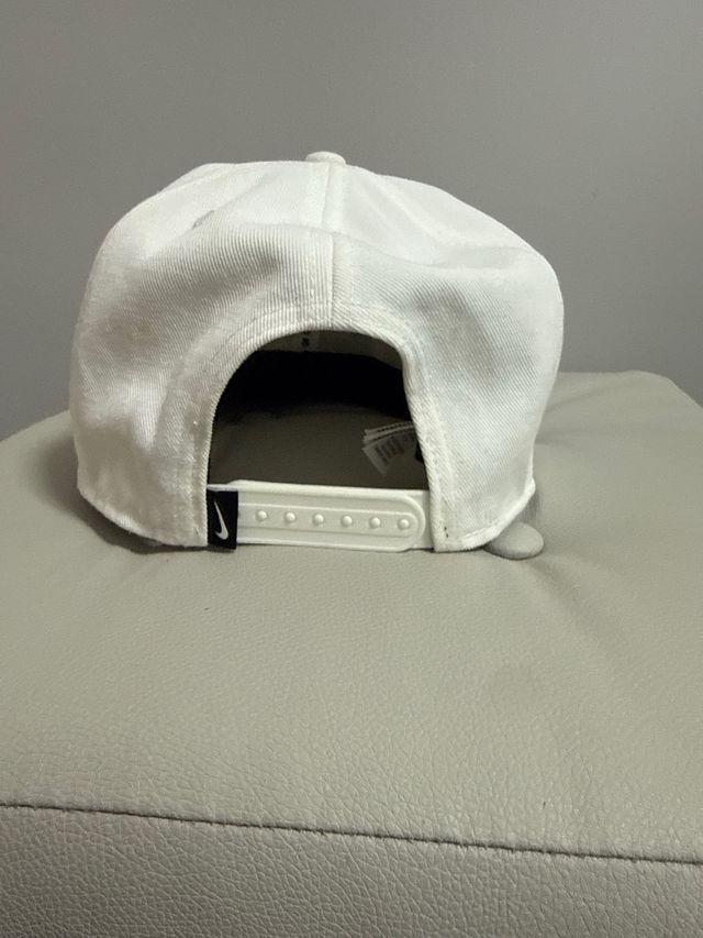Gorra Nike Blanca