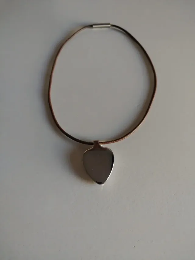 Colgante y pulsera Viceroy Acero y Cordón cuero