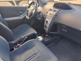 TOYOTA YARIS 1.4 D4D SOL   !! CAMBIO AUTOMATICO !!