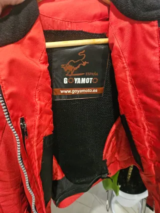 Chaqueta de moto roja