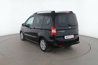 Ford Tourneo Courier 1.5 TDCi Titanium