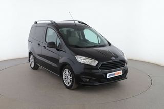 Ford Tourneo Courier 1.5 TDCi Titanium