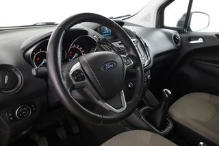 Ford Tourneo Courier 1.5 TDCi Titanium