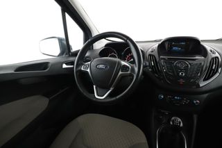 Ford Tourneo Courier 1.5 TDCi Titanium