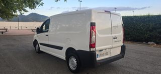 Peugeot Expert 2013