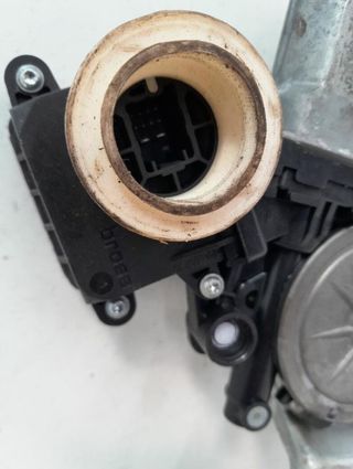 1143411 elevalunas del der 8570102010 toyota auris