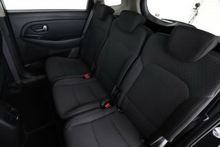 Kia Carens 1.6 GDI Drive