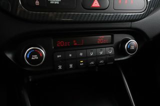 Kia Carens 1.6 GDI Drive
