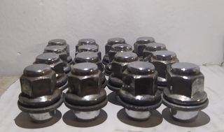 Tuercas originales para Toyota collar plano