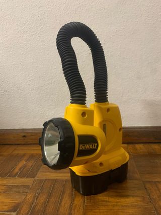 Lanterna DeWALT Extensível
