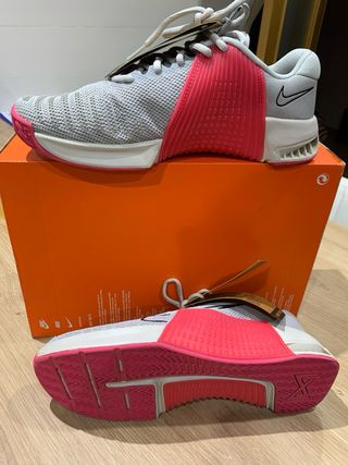 Zapatillas Nike Metcon 9 Mujer Gris/Rosa