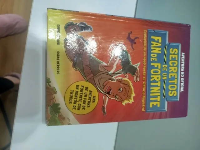 Libro Secretos de un Fan de Fortnite
