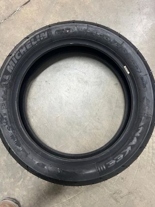 Neumático Michelin delantero 1
