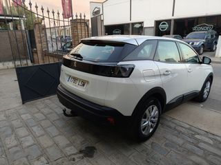 Peugeot 3008 2021 HDI