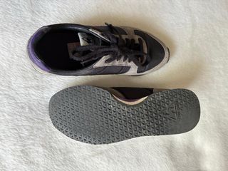 Zapatillas Le Coq Sportif Negras y Moradas