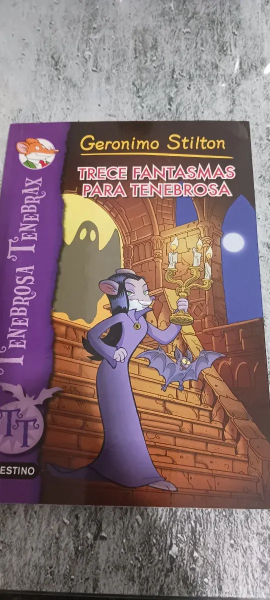 Trece fantasmas para tenebrosa