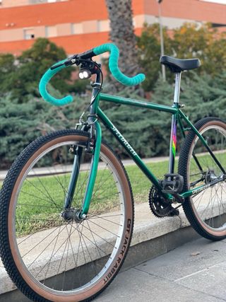 Bicicleta MTB Retro 26”