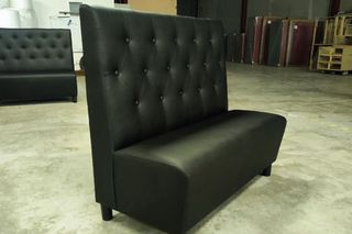Divano Capitone Black Hospitality