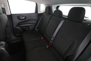 Jeep Compass 1.6 M-Jet Sport FWD