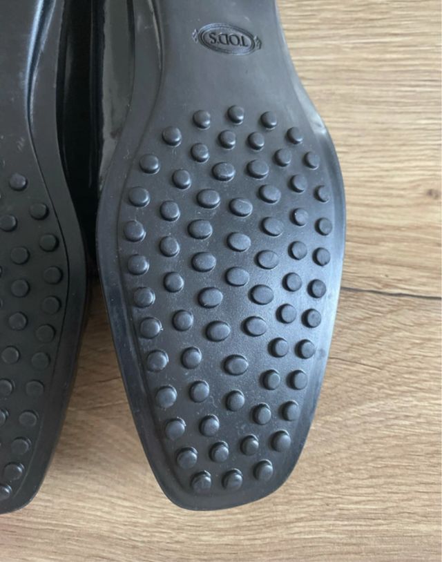 Tod's Mocassini Neri Vernice Donna