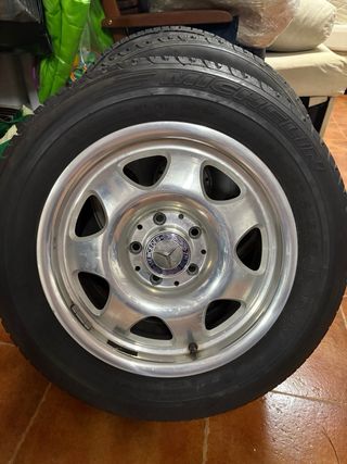 Llantas Mercedes con rueda Michelin