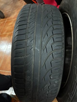 Llantas Mercedes con rueda Michelin
