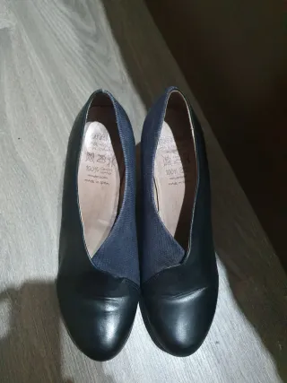 Zapatos de tacón negros