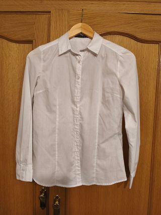 Camisa blanca manga larga entallada