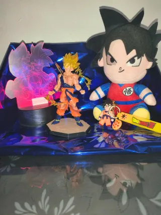 Figura, lampara, llavero y Peluche Dragon Ball