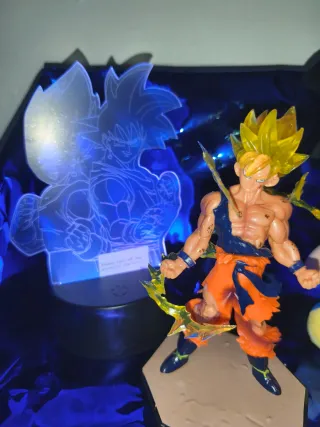 Figura, lampara, llavero y Peluche Dragon Ball