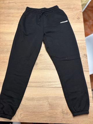 Pantalón chándal McKenzie negro
