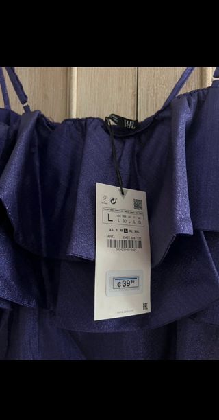 Vestido corto lila  con volantes