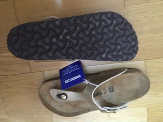 Sandalias BIRKENSTOCK doradas
