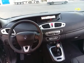 Renault Grand Scenic 2010