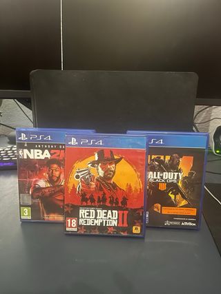PS4 Slim | 4 mandos y 3 juegos