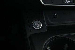 Audi A4 35 TFSI S Line
